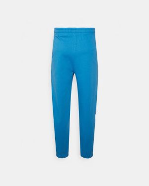 Hummel man\’s pants (Demo)